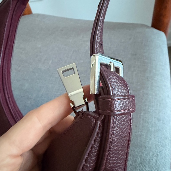 Burgundy Plum Faux Leather Hobo Bag - Picture 4 of 4